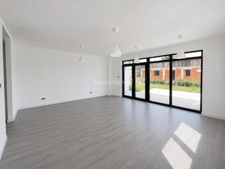 Duplex de 137 mp cu 4 camere si 3 bai - Zona centrala Mosnita Noua. - 2