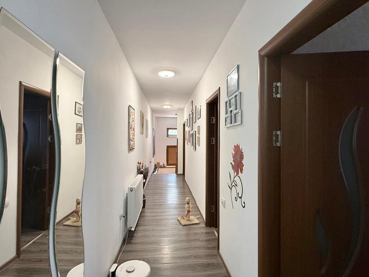 COMISION 0% - Capitol - Casa moderna P+M+spatiu comercial