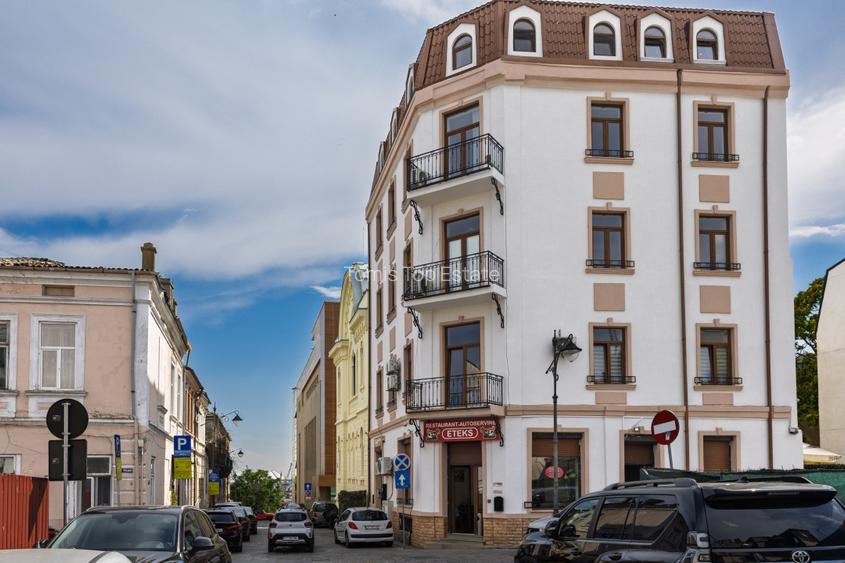 Apartament exclusivist cu 4 camere în Piața Ovidiu  Vedere panoramică la mare - 33