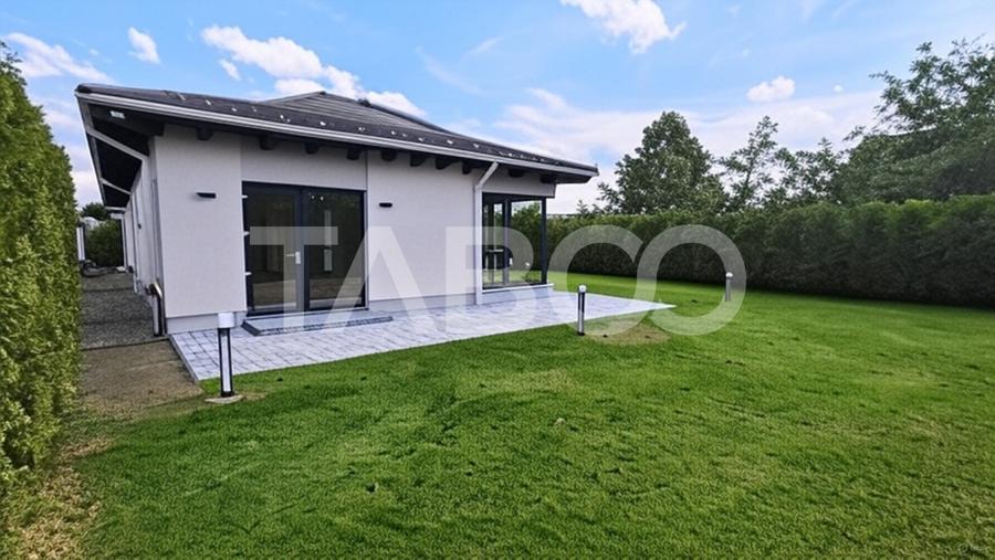 Casa noua de lux model deosebit de vanzare in Sebes