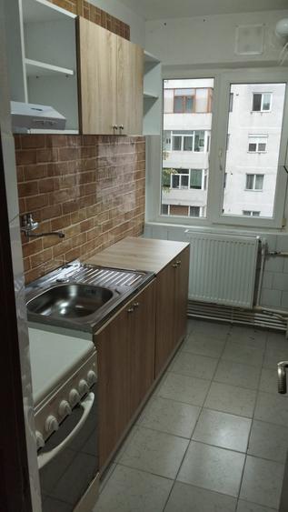 Apartament 3 camere de închiriat – Tomis Nord | 500 €/lună