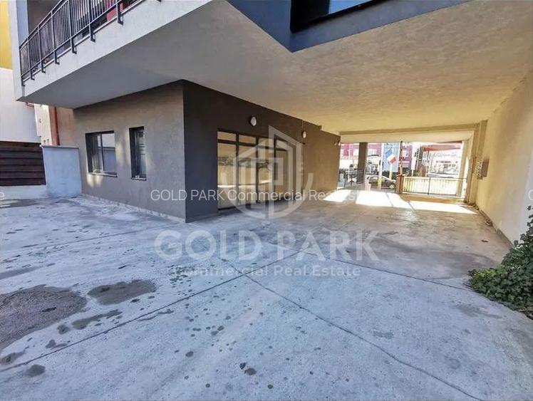 Spatiu comercial-Trafic pietonal intens- Manastur-vitrina - 2