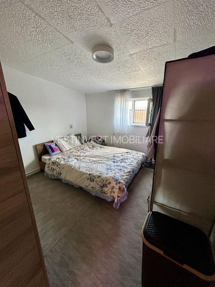 Casă 14 camere și 8000mp teren localitatea Sacădat - 14