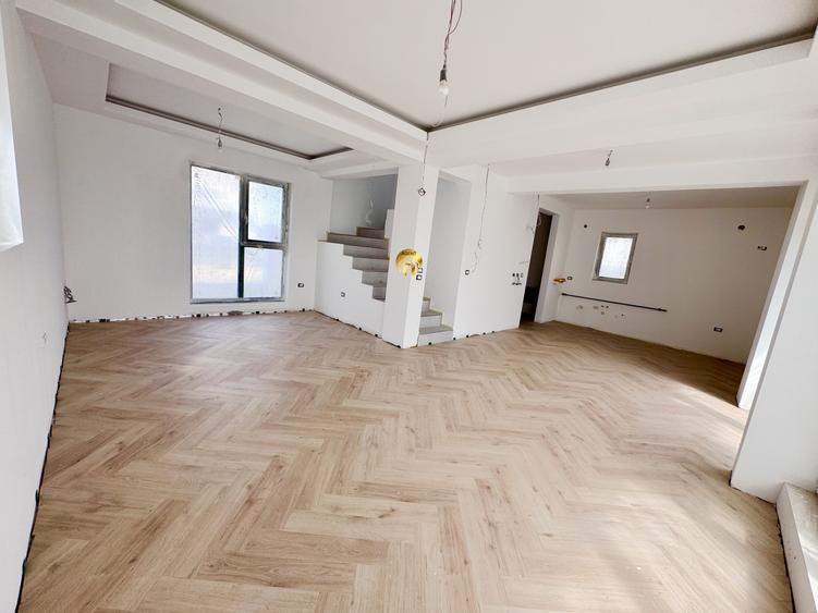 Vila Individuala P+1+M - 300mp teren - Otopeni Odaile