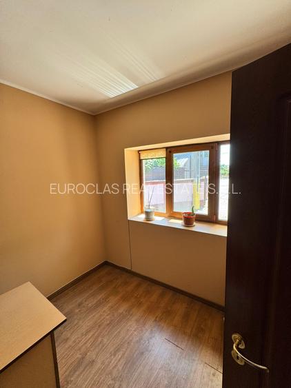 Casa 4 camere - Valu lui Traian - 190.000 euro negociabil (Cod E11+E12) - 6