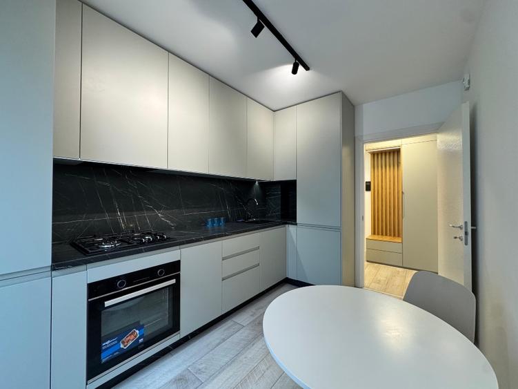 Închiriere apartament 2 camere