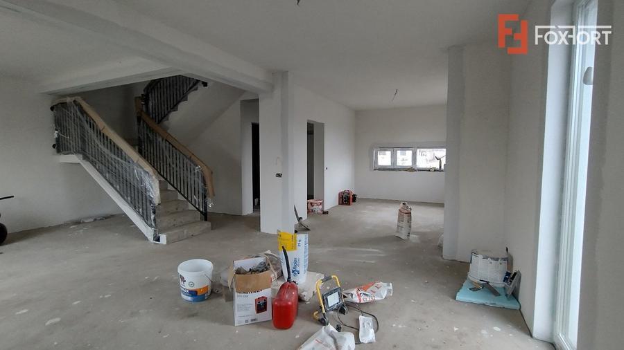 Duplex 4 camere de vanzare, Sacalaz - toate utilitatiile