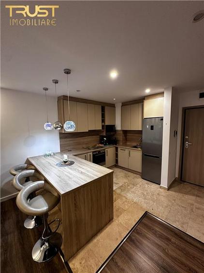 2 camere | Bloc Platinia | 54 MP | Garaj