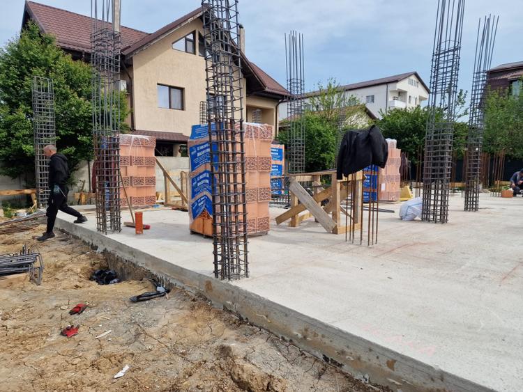 Super locatie, padure Rosu, vila în constructie 290 mp , teren 580 mp, Chiajna