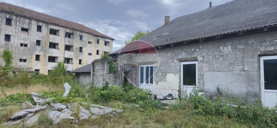 Spațiu comercial de 500mp de vânzare