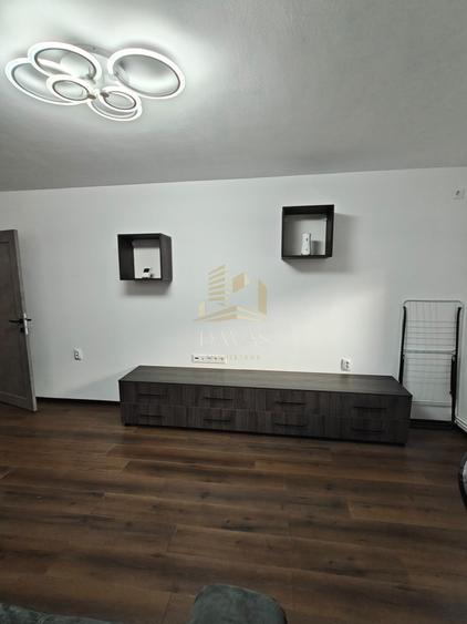 Apartament 3 camere decomandat | 2 bai | Modern | Plopilor | 75mp utili