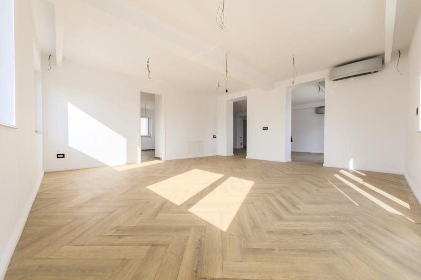 Duplex 6 Dormitoare 2 Terase cu Vedere Panoramică 4 Parcări Subterane Incluse