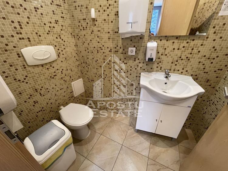 Spatiu pentru birouri de 147 mp, 5 camere, la parter, zona centrala