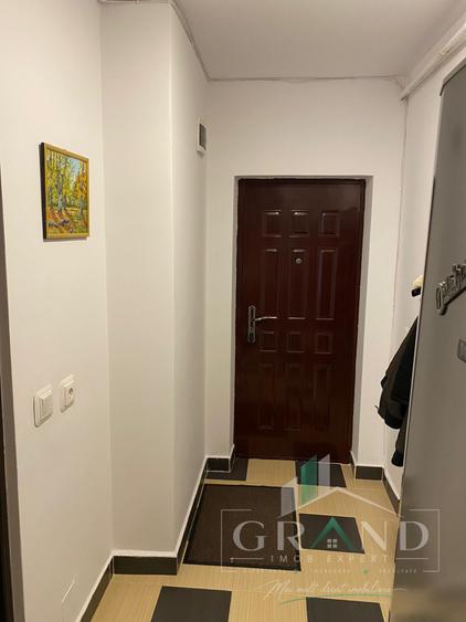 Apartament 3 camere de vanzare , Sesul de Sus, Floresti.
