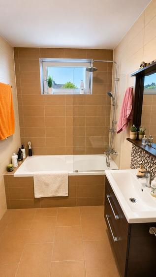 Apartament Modern De Vanzare | 2 Dormitoare | Parcare | Balcon x 2 | Etaj 2/3