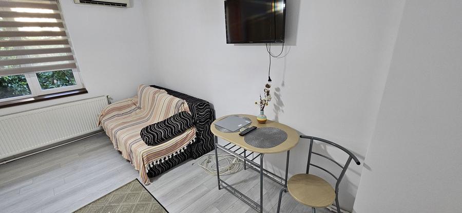 Baba Novac garsoniera mobilata si utilata complet