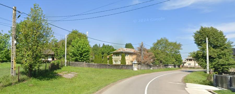 Valea Moldovei, casa P+1+pod, anexa, gradina 500 mp