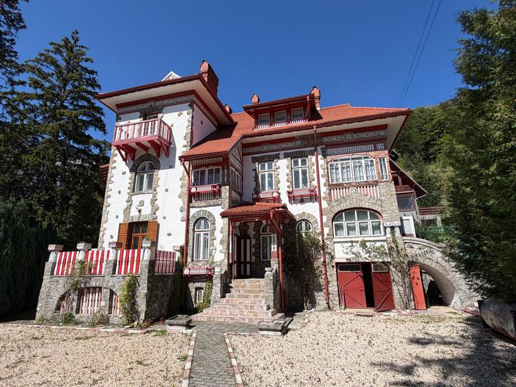 Vilă istorică de vânzare Castel Aura Buzescu Bușteni str. Victoriei nr. 11