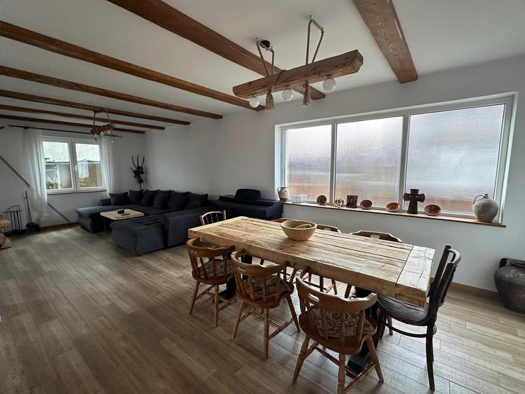 Vand casa 5 camere - 3 bai - 627 mp teren - Tocile