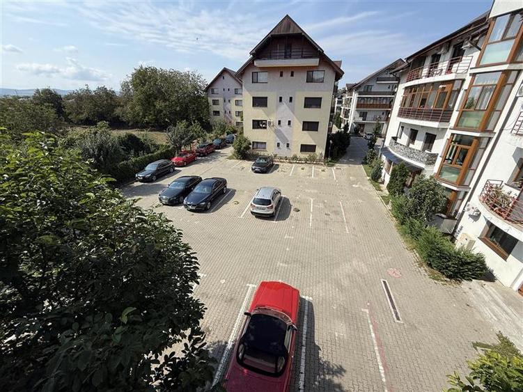 Gradina cu Magnolii - 2 camere decomandate - etajul 2