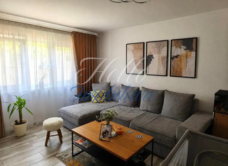 Apartament 3 camere + balcon inchis, intre lacuri