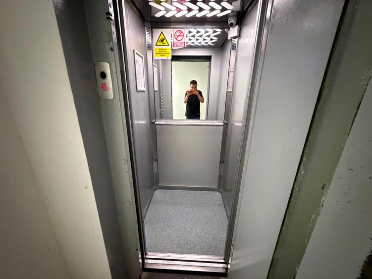Salajan 2 Camere Bloc 1971 Reabilitat 4 Min Metrou Instalatii Schimbate