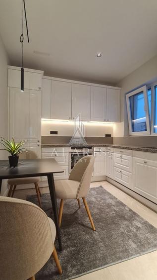 Apartament 3 camere, decomandat, Giroc