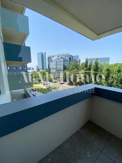 Apartament cu 3 camere/ parcare subterana/ mobilat designer/ Promenada