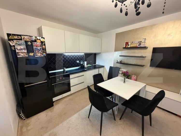 Apartament cu 2 camere de vanzare, 62 mp, zona Central