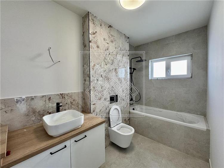Penthouse 4 camere si terasa 15,44 mp - 3 bai si dressing