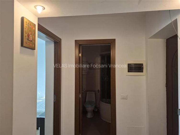 Apartament 2 camere et 2, decomandat, CT, Sud - 11