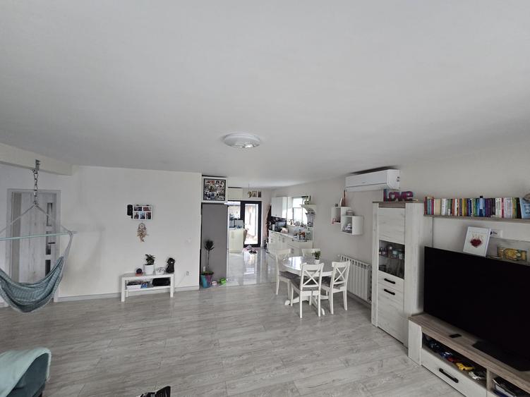 Casa plan parter Aroneanu cod 161662 tel 073122666