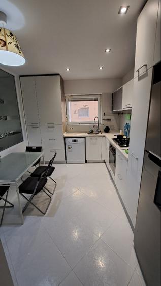 Pipera (Ibiza), 4 camere de inchiriat, p/2, terasa , prima inchiriere, piscina