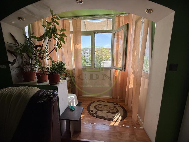 Apartament 3 camere, 53.54 mp, cartier Craiovita Nouă, zona Orizont