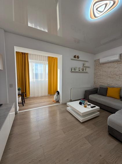 VANZARE APARTAMENT 3 CAMERE-2 BAI-LOC DE PARCARE-POLLUX RESIDENCE