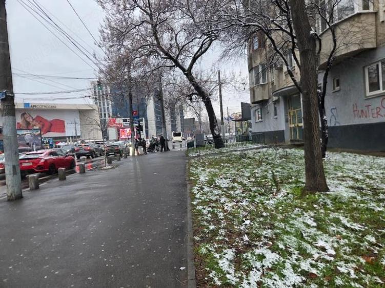 Spatiu de Birouri Cotroceni 3 camere nemobilat situat la PARTER