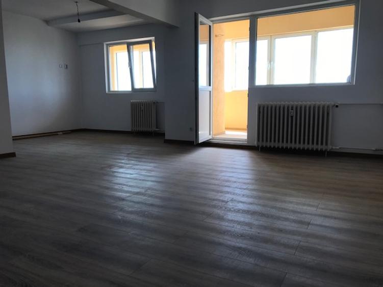 Pantelimon, ap. 4 camere, 104 mp, et.13, renovat complet, 160.000Euro