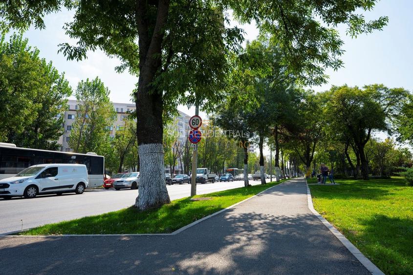 Apartament  3 camere + 2 balcoane – Sector 4,  Bulevardul Metalurgiei - 22