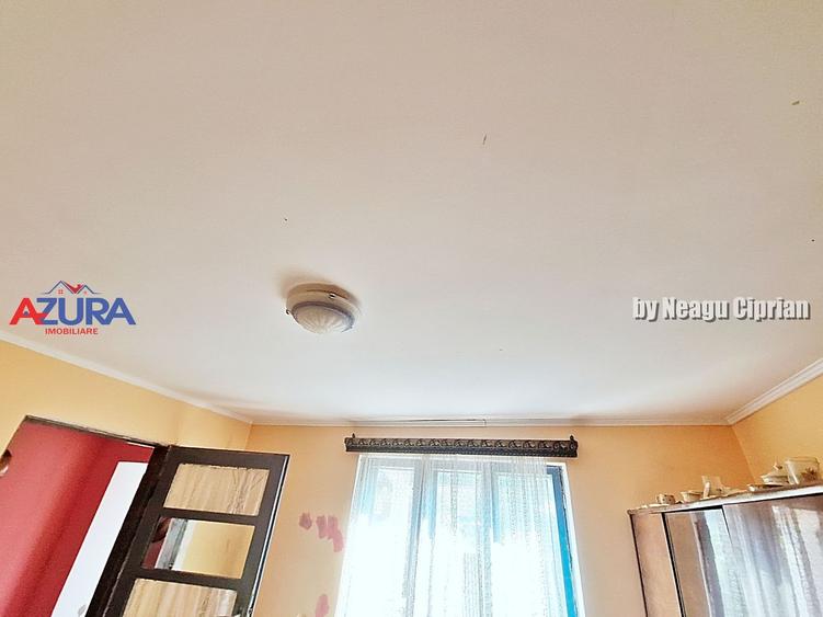 Casă 3 camere + 2.341 mp teren, zona centrală Recea, Argeș – 28.000 €
