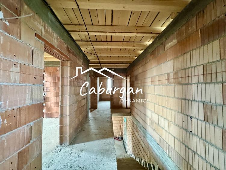 Casa cu 6 camere, 500mp teren, garaj, intabulata - Veterani