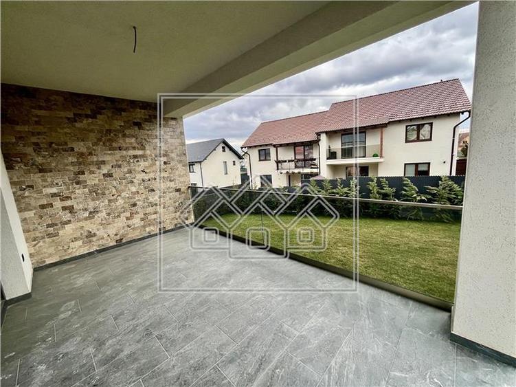 Casa individuala in Selimbar, 4 camere, garaj, curte libera 220 mp