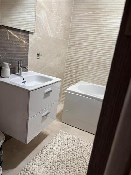 2 camere decomandate, lux