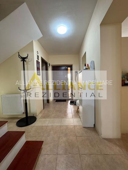 Duplex intreg ~ Frumusani ~ 1100 mp curte ~ - 10