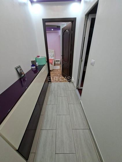 Apartament cu 2 camere decomandat, zona Podu Ros - 11