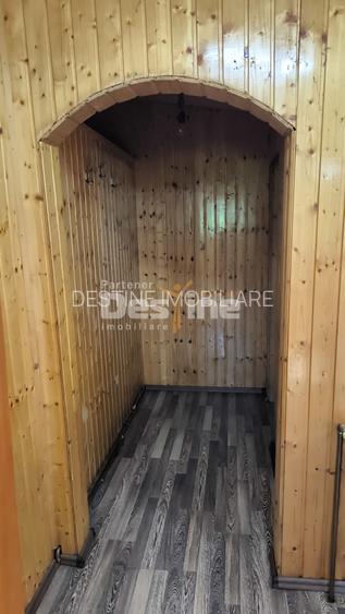 Casă P+E+M + corp secundar , 240 mp teren , 2 garaje , Metrou Bazilescu - 9