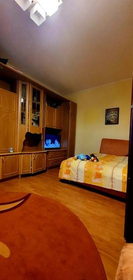 Apt. 2 camere, cu vedere integral pe spate