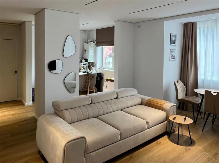 Apartament 3 Camere Ultracentral | Renovare Designer | Complet Mobilat 3c-4250