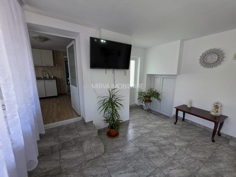 Casă renovată cu 6 camere, teren 557 mp – Berceni, Prahova - 32