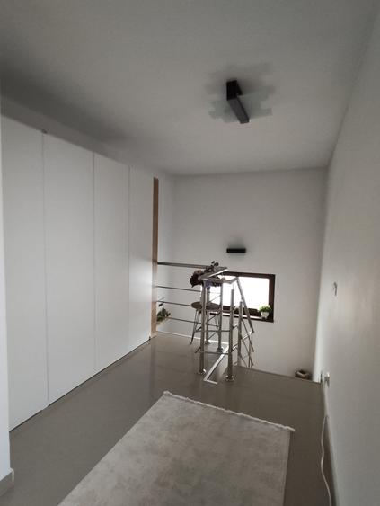 FARA COMISIOANE casa mobilata elegant si utilata cu 3 camere 3 bai P+1 beci