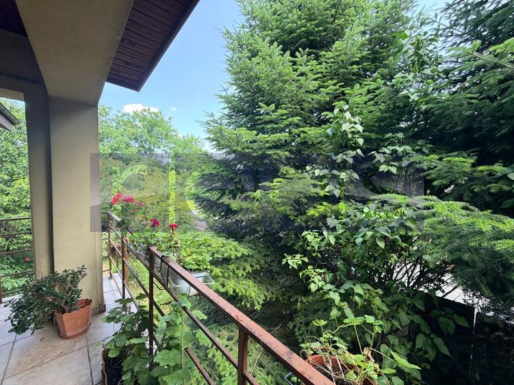 VANZARE VILA 280 MP UTILI | TEREN 900 MP | 5 CAMERE | VOLUNTARI